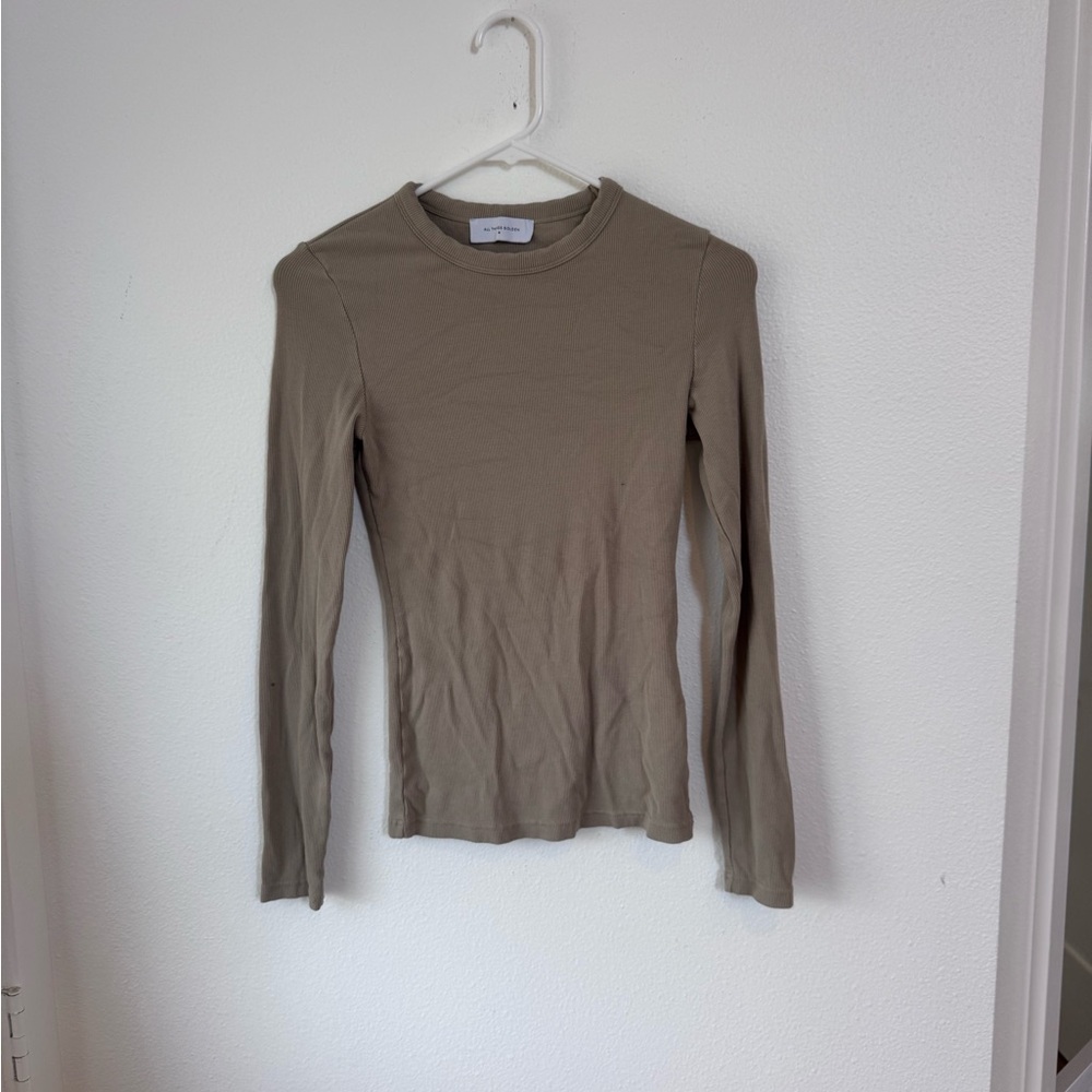 Long Sleeve Crewneck Tee in Olive - Women